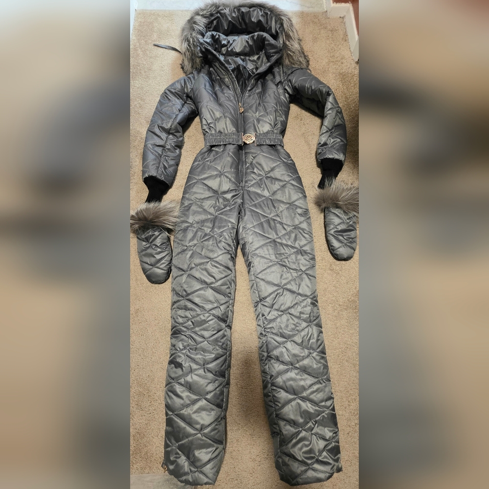 Women's Vintage Quilted Gray Ski Jumpsuit with Fur Trim